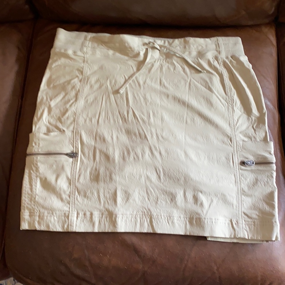 Athleta Skort size 12